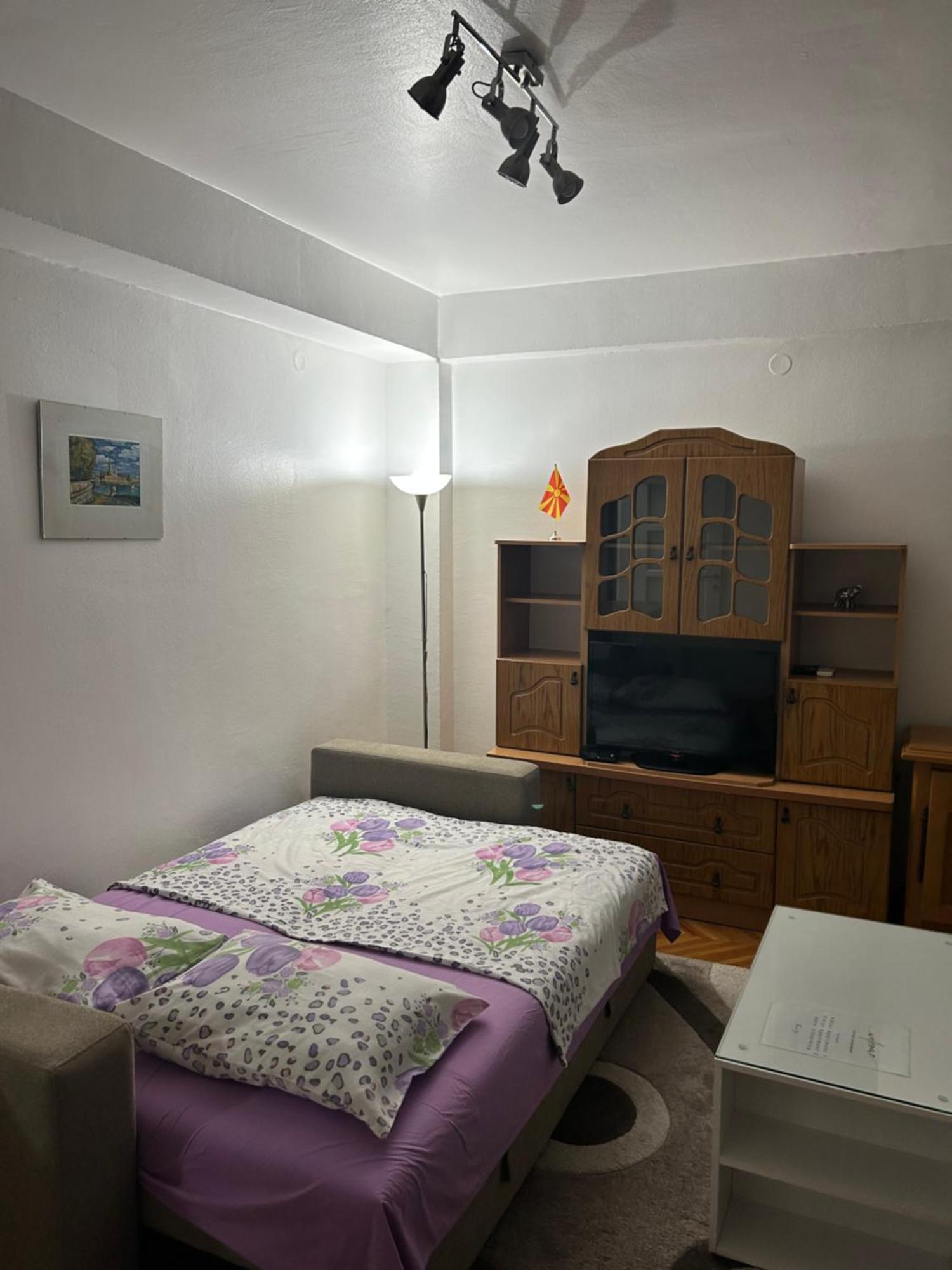 Viktor Apartment Kumanovo Luaran gambar