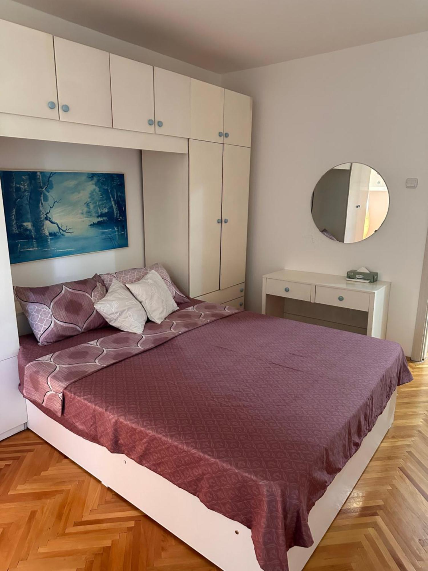 Viktor Apartment Kumanovo Luaran gambar